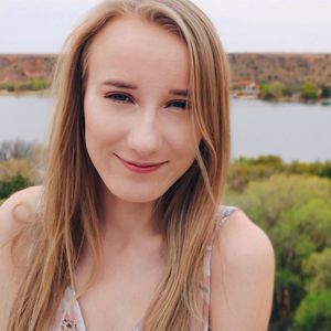 Meet your Posher, Kara